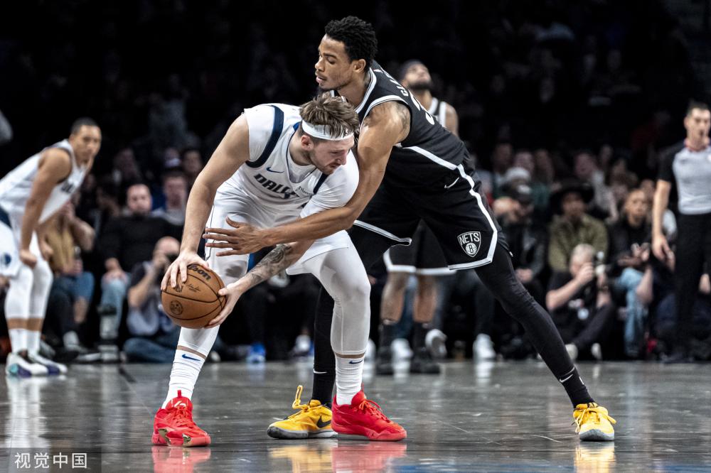 与其在球场 与其在球场